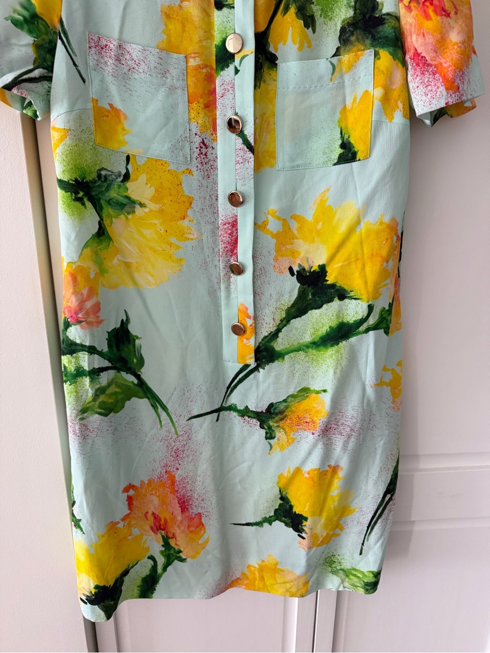 Escada "Dallinata" Mint Floral Viscose Shirt Dress - Size 38 like new - Picture 5 of 16